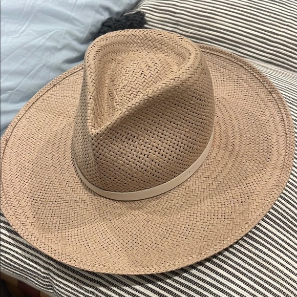 Janessa Leone Accessories - Janessa Leone Valentine Woven Hat